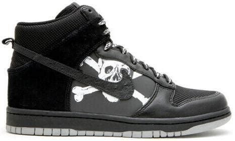 Nike Dunk Premium High St. Pauli for Sale 